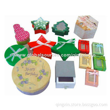 Christmas Gift Boxes, Various Sizes and Designs Available